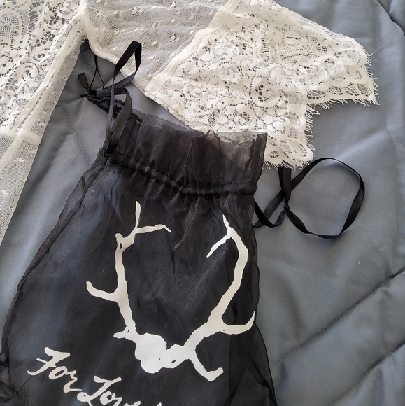 🍋For Love and Lemons Vanity Robe White - Picture 11 of 15